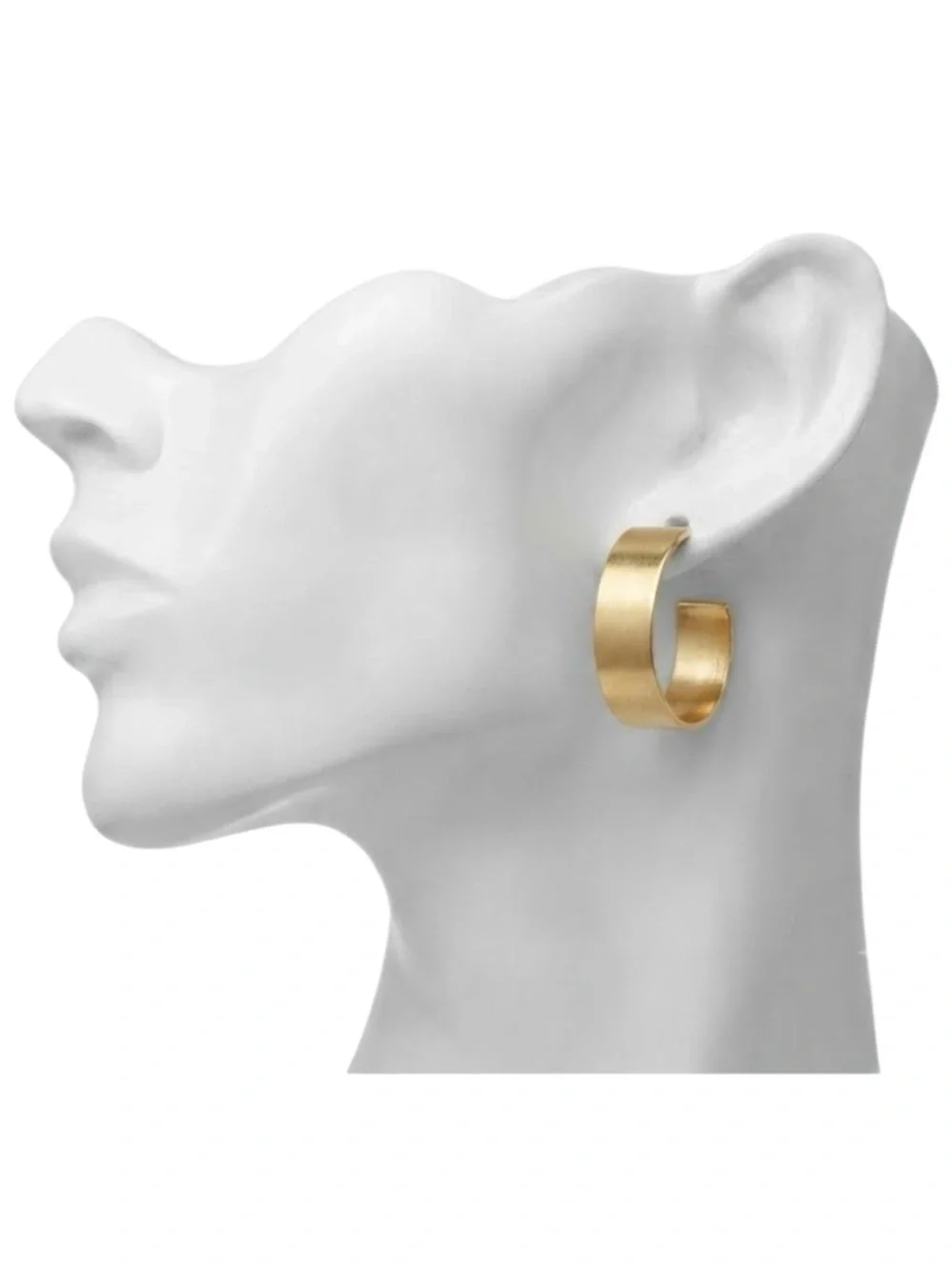 Gold Tone Hoop Earring (NWT)